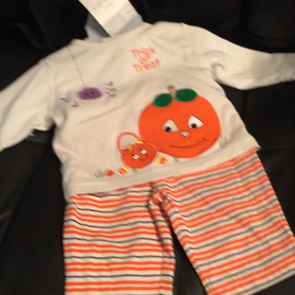 Sale‼️Halloween craters baby candy corn - Picture 2 of 9